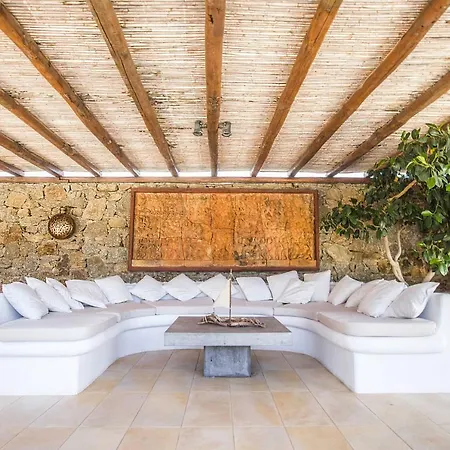 Villa Phoebe *